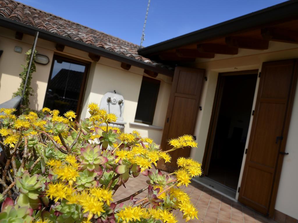 9 Muse Bed And Breakfast Canneto sull'Oglio Exterior photo