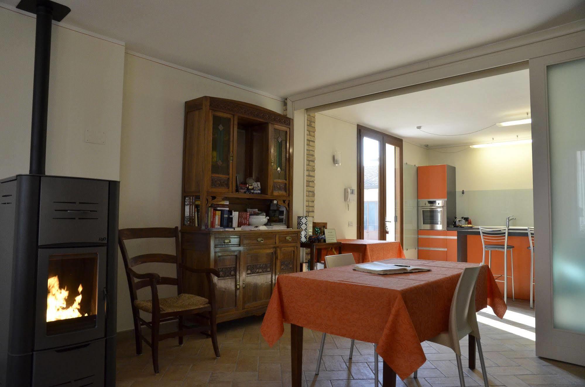 9 Muse Bed And Breakfast Canneto sull'Oglio Exterior photo